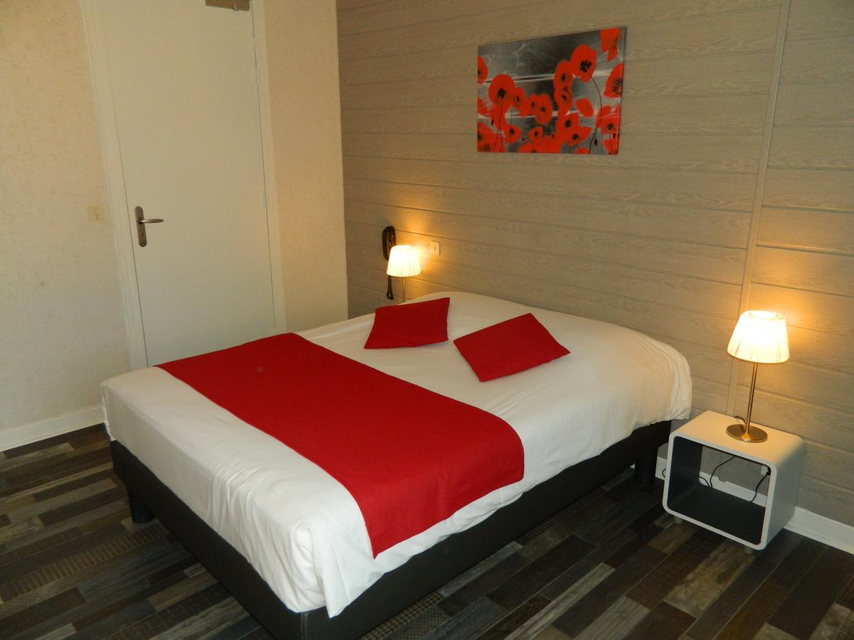 Logis Hostellerie Du Neez Gan Exterior photo
