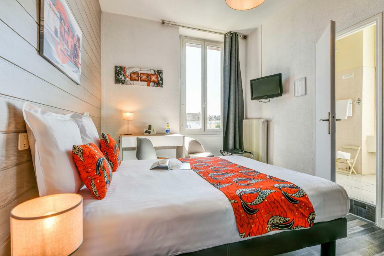 Logis Hostellerie Du Neez Gan Exterior photo